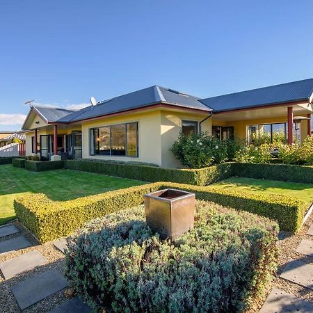 Kawarau Bay View - Cromwell Holiday Home المظهر الخارجي الصورة
