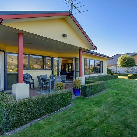Kawarau Bay View - Cromwell Holiday Home المظهر الخارجي الصورة