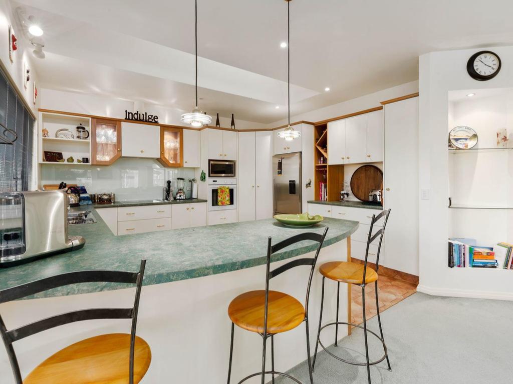 Kawarau Bay View - Cromwell Holiday Home المظهر الخارجي الصورة