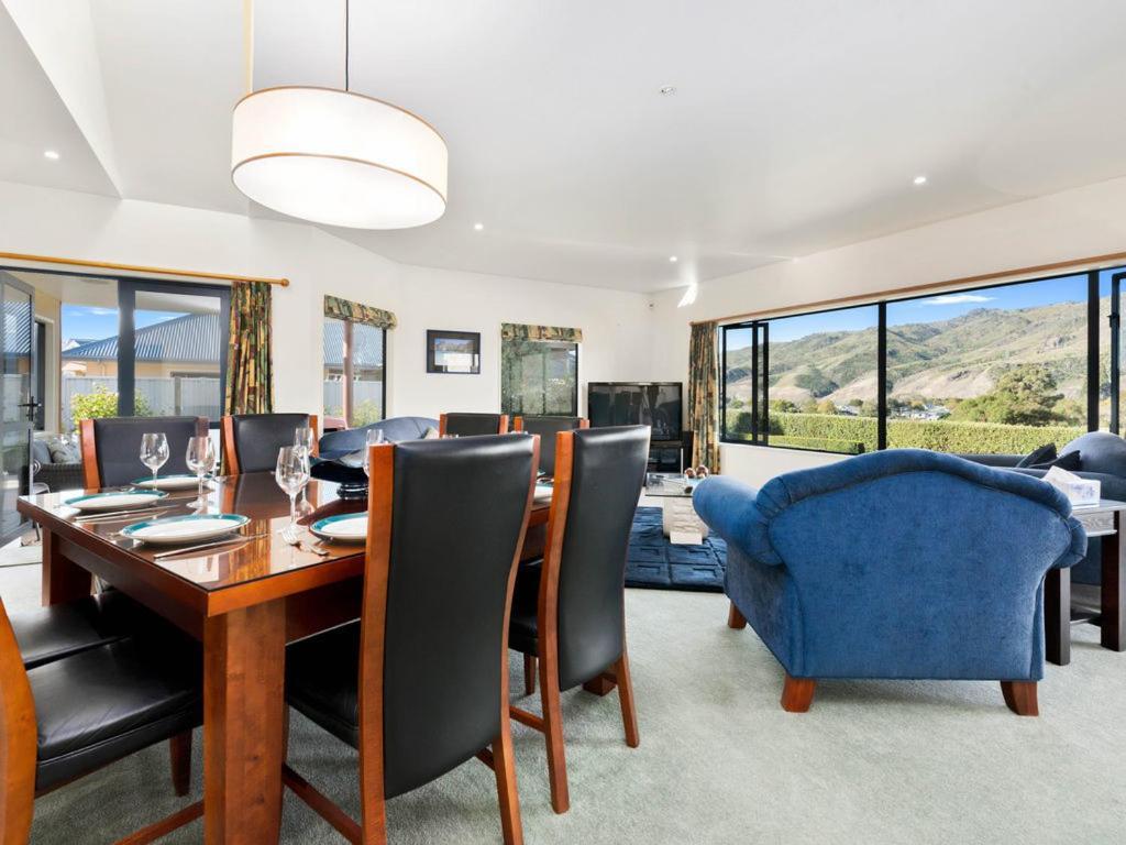 Kawarau Bay View - Cromwell Holiday Home المظهر الخارجي الصورة