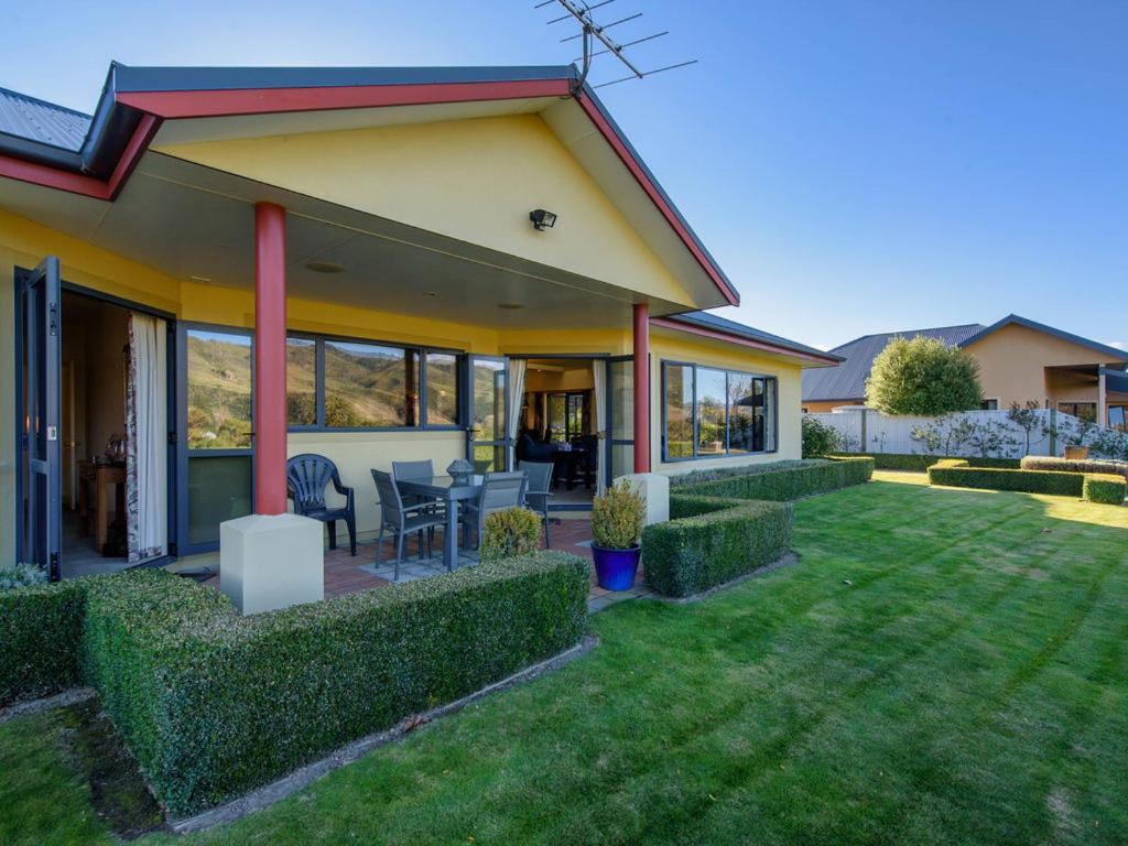 Kawarau Bay View - Cromwell Holiday Home المظهر الخارجي الصورة